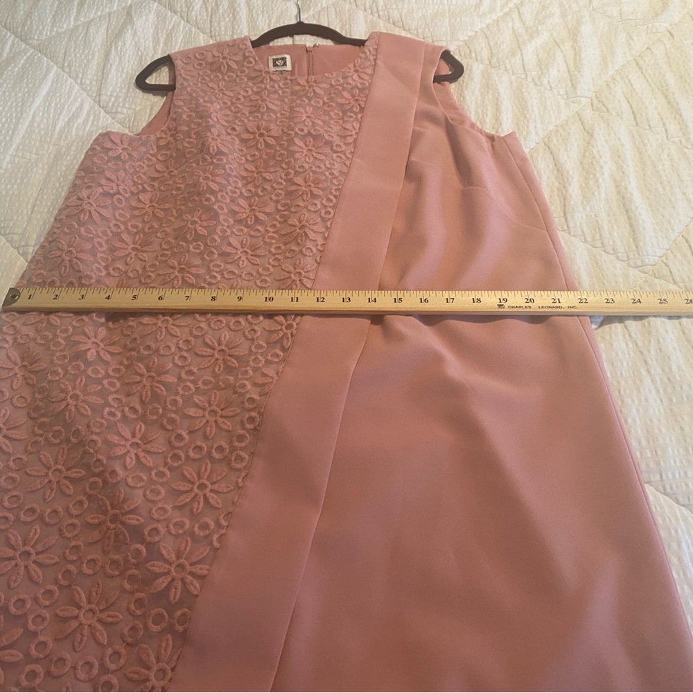 Anne Klein Embroidered Overlay
Shift Dress Women’s 16
Petal Pink - Picture 7 of 14